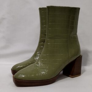 Chinese Laundry Danica Boots
